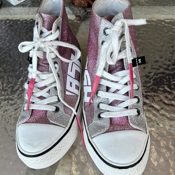 ASH great condition high tops with glitter, size 8 - Picture 1 of 7
